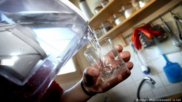 للنساء .. شرب الماء بكثرة يحمي من الالتهاب!