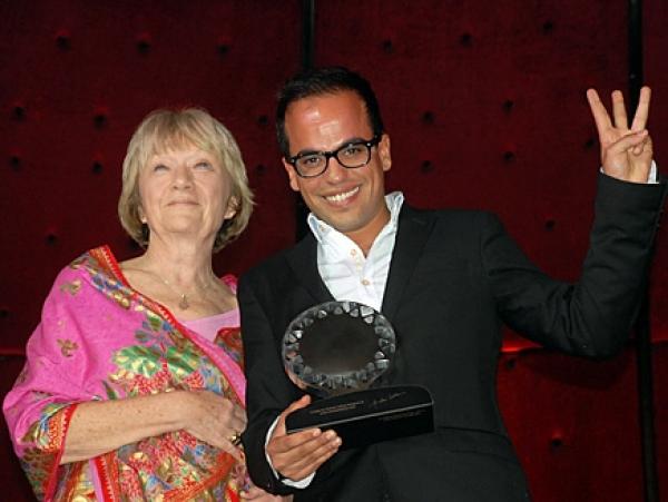 تتويج مخرج فيلم "من تنغير إلى القدس"