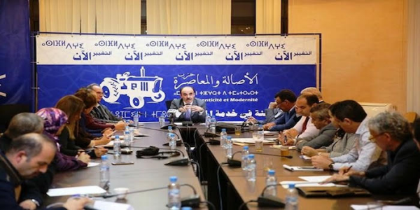 "البام" يثمن "إعلان العيون" وهذه مقترحاته بخصوص قضية الصحراء المغربية