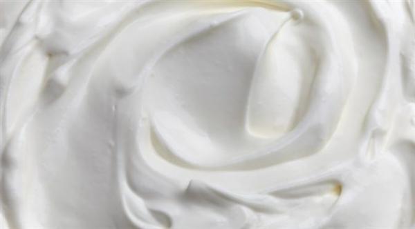 فوائد رائعة للّبن الزبادي تدعوك لأكله يومياً