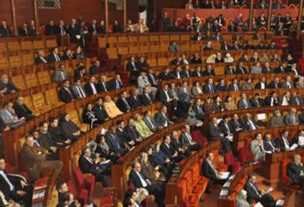 برلمانيون جزائريون يتهمون رئيس البرلمان المغربي بمحاولة شراء سكوتهم بمأدبة عشاء