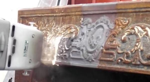 بالفيديو: جهاز ثوري ينظف السطوح الصدئة بتقنية الليزر