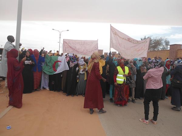 أكبر تكتل للمعارضة الجزائرية يدعو إلى احتجاجات في 24 فبراير رفضا للغاز الصخري