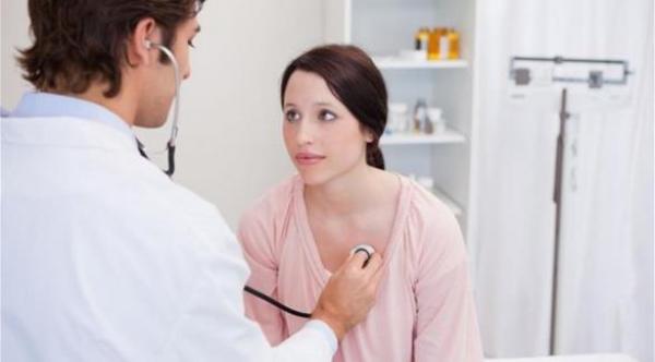 دراسة: خطر إصابة النساء بأمراض السكري والقلب قد يزيد قبل انقطاع الطمث