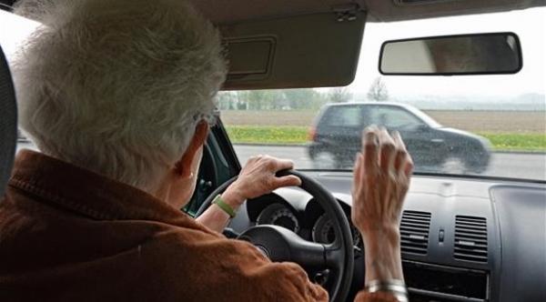 التمارين الذهنية ترفع كفاءة القيادة لدى كبار السن