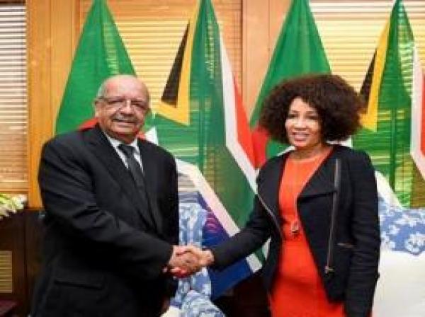 الجزائر و جنوب إفريقيا تجددان دعمهما لـ"البوليساريو"