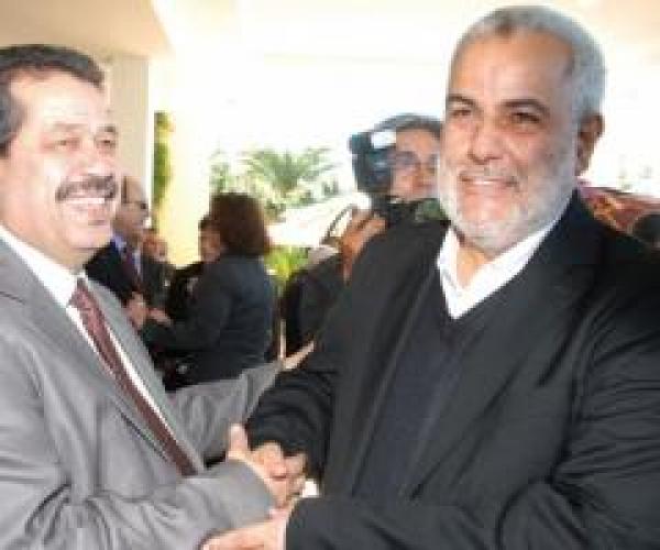 فهم تسطا : شباط ينسحب من المعارضة ويقرر دعم حكومة بنكيران