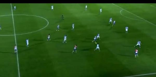 لقطة جميلة من يوسف العربي ضد ريال سوسيداد