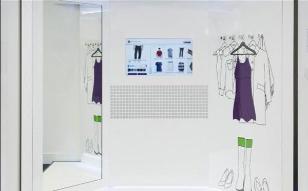 غرفة قياس رقمية من مايكروسوفت تأتي بالملابس اليك