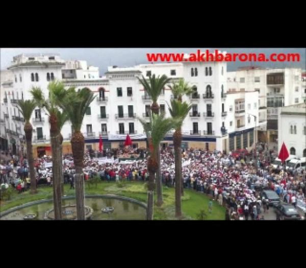 مسيرة حاشدة في تطوان لمساندة الدستور 26 يونيو 2011 