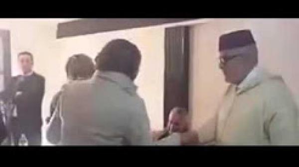 بنكيران يتلقى التعازي في جنازة والدته