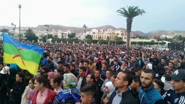 "البام " يستنكر تعنيف أهالي الريف و يحذر من أي انزلاق أمني بالمنطقة