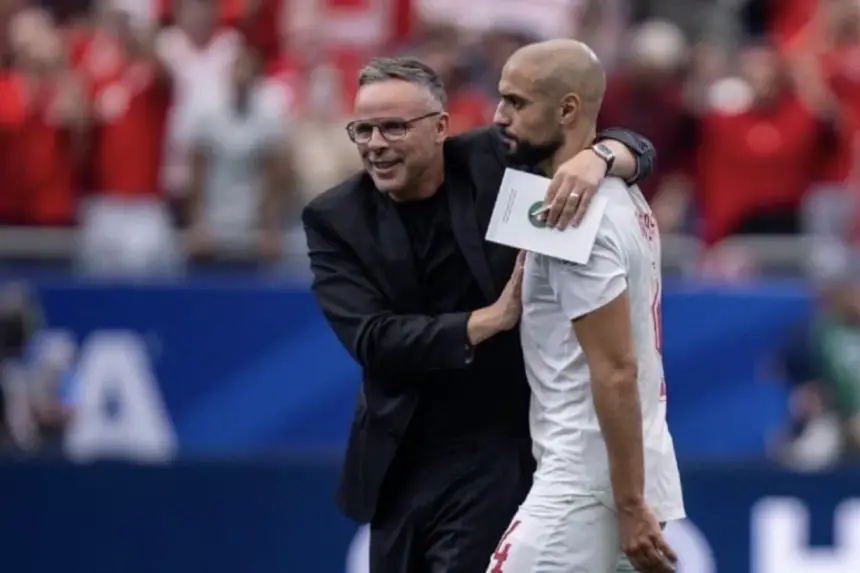 وهبي يرد على سفيان أمرابط: الماضي يمنحك الاحترام.. لكنه لا يمنحك الامتياز داخل المنتخب