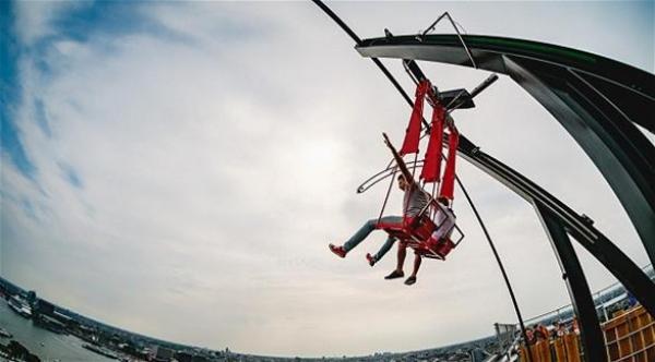 بالفيديو: هل تجرؤ على اللهو بهذه الأرجوحة؟