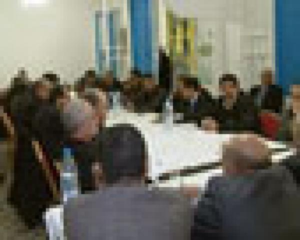 استجابة لمظاهرات وإضرابات تطالب بخروج أنصار بن علي تعديل وزاري في تونس اليوم