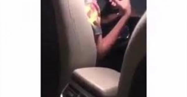 فتاة من ذوي الاحتياجات الخاصة تصور تحرش سائق سعودي بها