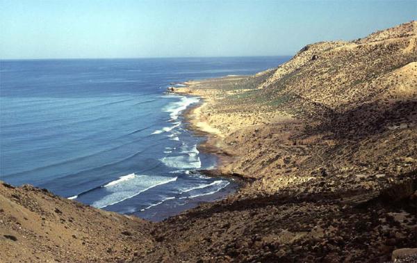 سائح فرنسي يفارق الحياة بعد قفزه بالمظلة بأكادير