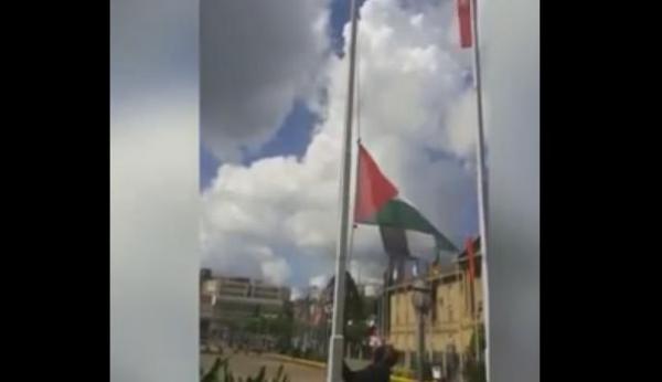 رفع العلم المغربي وتنكيس راية البوليساريو في كينيا