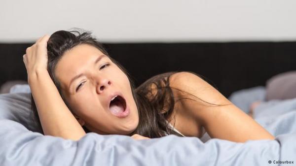 الأحلام وعمق النوم يتأثران بـ"حركة العين السريعة"