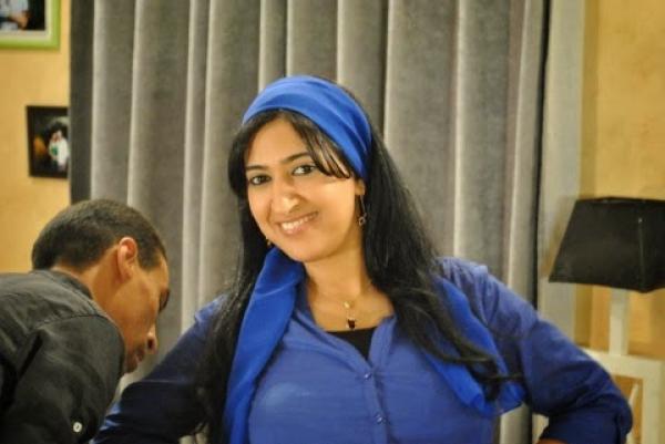 الممثلة المغربية دنيا بوطازوت ترتدي الحجاب !