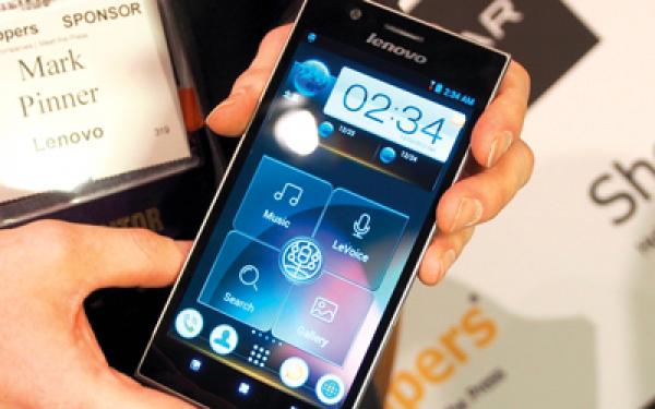 الهواتف الذكية الصينية تهدد حصة «سامسونغ» و«أبل» السوقية