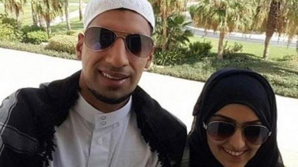 عروس هندية تصوّر زوجها وهو يغرق في شهر العسل