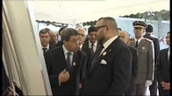 الملك يضع الحجر الأساس لبناء مركز لإعادة التأهيل النفسي الاجتماعي