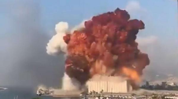 كيف تتسبب نترات الأمونيوم في انفجار ضخم؟