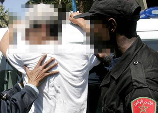 الشرطة القضائية بتمارة تلقي القبض على مسرب" فيديو " الفتاة  العارية