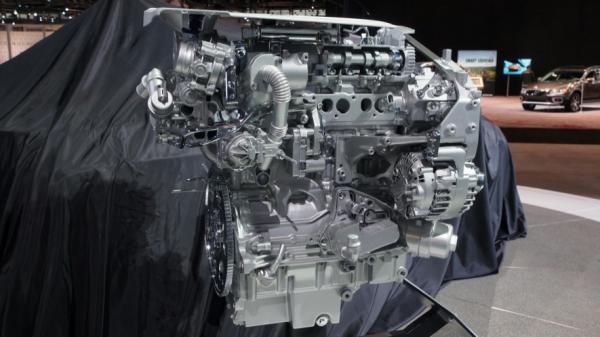 ما هي أفضل محركات السيارات  في العالم  2015   ؟