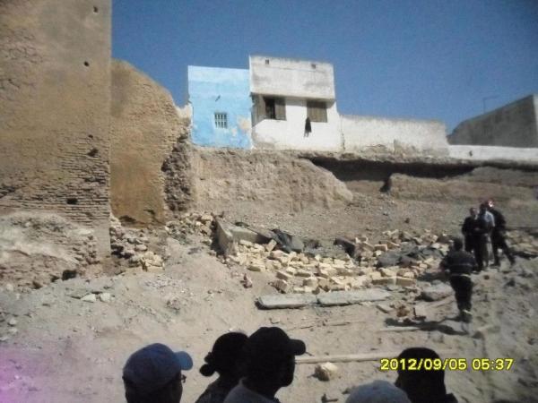 مقتل شخص و إصابة آخرين في انهيار سور بالمدينة العتيقة بآزمور