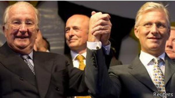 البرت ملك بلجيكا يتنازل عن العرش لابنه فيليب