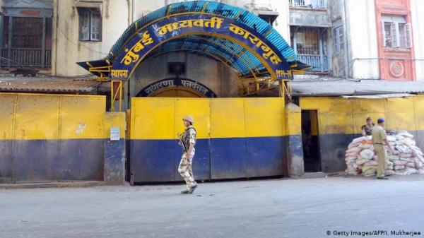 ولاية هندية تفرج "مؤقتاً" عن 17 ألف سجين  بسبب كورونا