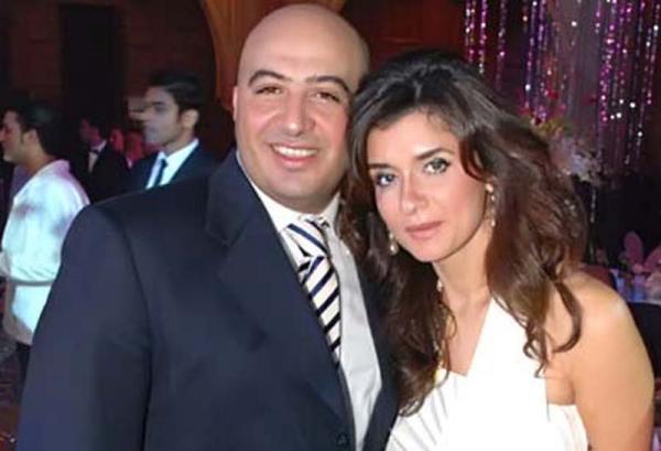 طلاق الممثلة غادة عادل بعد 20 سنة زواج و 5 أبناء