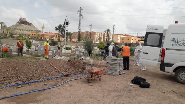 عدد الوفيات اليومية بسبب كورونا يتخطى حاجز 50 مجددا وسقوط ضحايا في 26 مدينة