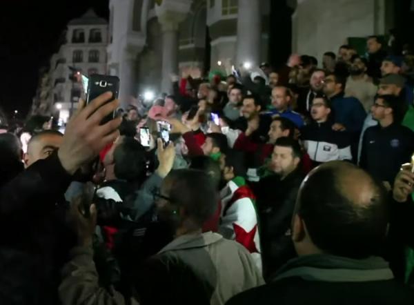 دعوات لمظاهرات مليونية في الجزائر تزامنا مع ذكرى اندلاع ثورة 1954