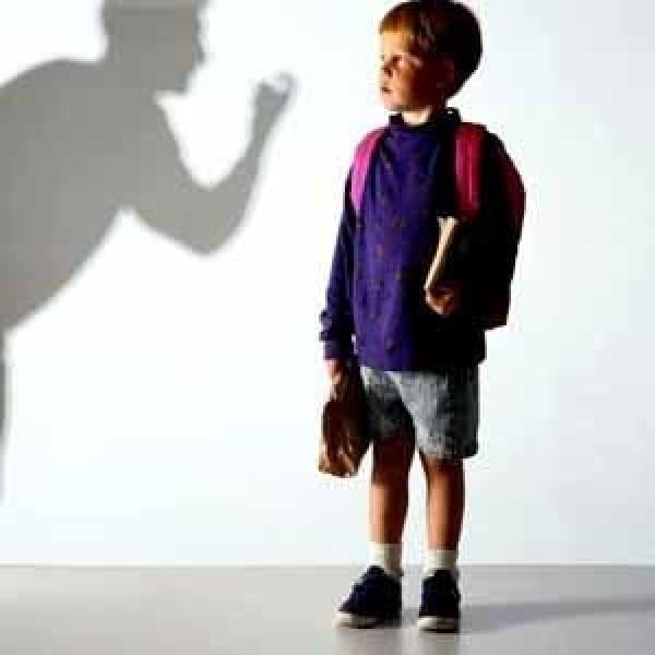 برشيد: أستاذ يرغم  تلميذا على شرب "بوله"