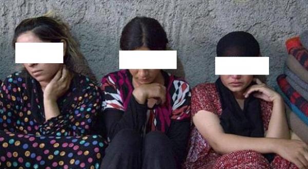 نشطاء يطالبون بإنقاذ "عبيد الجنس" المحتجزات لدى داعش