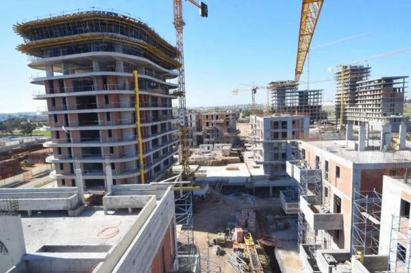 بوادر ركود حقيقي قد يعصف بسوق العقارات بالمغرب