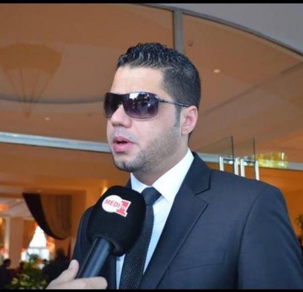 نوفل العواملة يخرج عن صمته بخصوص مستغلي اسمه على " الفيسبوك " و هذا ما توعدهم به (الفيديو)