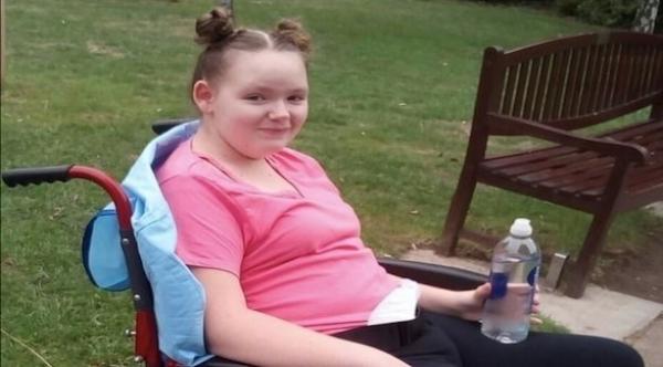 فتاة في الثالثة عشرة من عمرها تتحول إلى طفلة رضيعة بسبب فيروس خطير