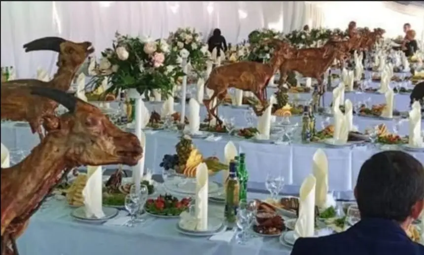 فيديو “لحم الغزال" بزفاف نجل مبديع يفجّر الجدل من جديد داخل محكمة الدار البيضاء