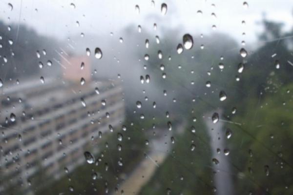 الأرصاد الجوية تتحدث عن عودة الأمطار لهذه المناطق المغربية غدا