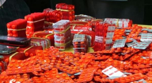 أمن طنجة ينجح في الإيقاع بمواطنين فرنسيين أغرقا المنطقة بالمخدرات و "القرقوبي"