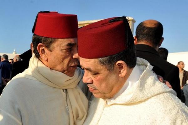 استقلاليون يدخلون بالخيط الأبيض للصلح بين الوفا و شباط