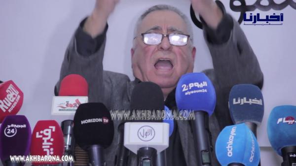 زيان يصرخ : عاش القانون .. عندي الحق نقاضي الهمة والوكيل العام