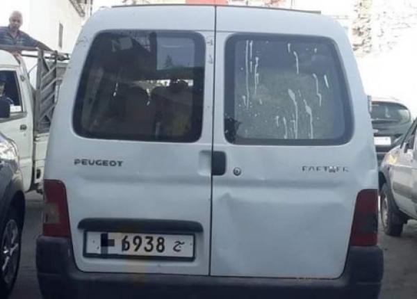 مشا فيها...ضبط موظف جماعي ينقل خروف العيد على متن سيارة الدولة وهذا مصيره