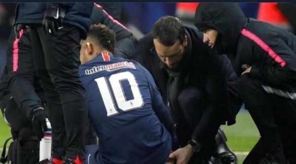 نيمار يعود الى البرازيل "لعشرة أيام" من أجل العلاج