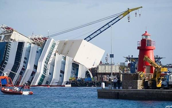 صور: بدء أكبر عملية انتشال لسفينة عملاقة بعد 20 شهراً على غرقها