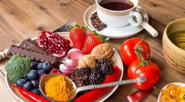 ما هي الأطعمة التي تبطئ الشيخوخة؟